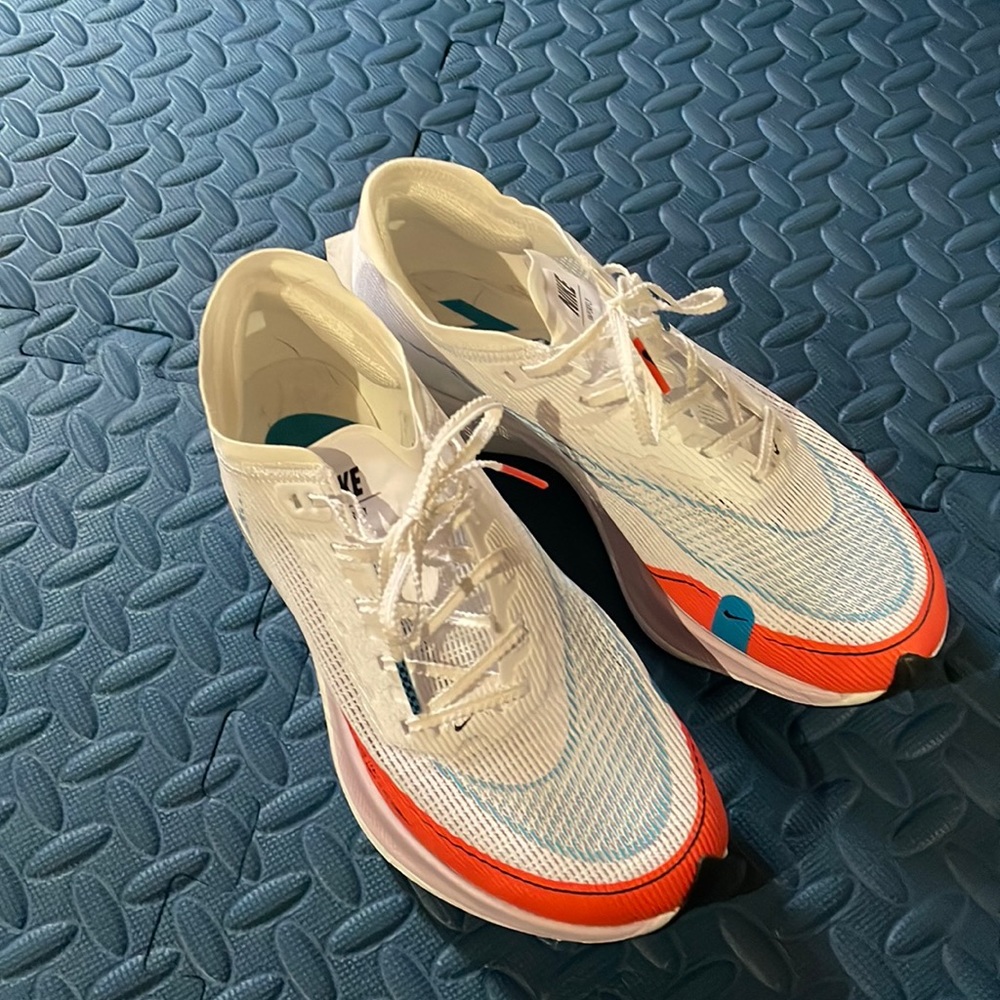 Nike Womens Vaporfly 2 Shoes